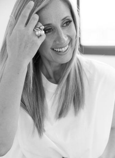 LARA FABIAN